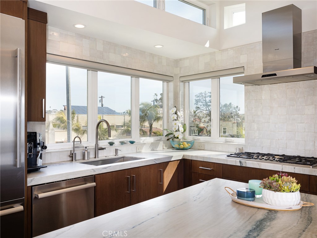 1819 Monterey Boulevard