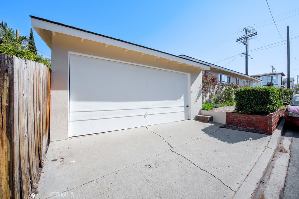 509 Longfellow Avenue