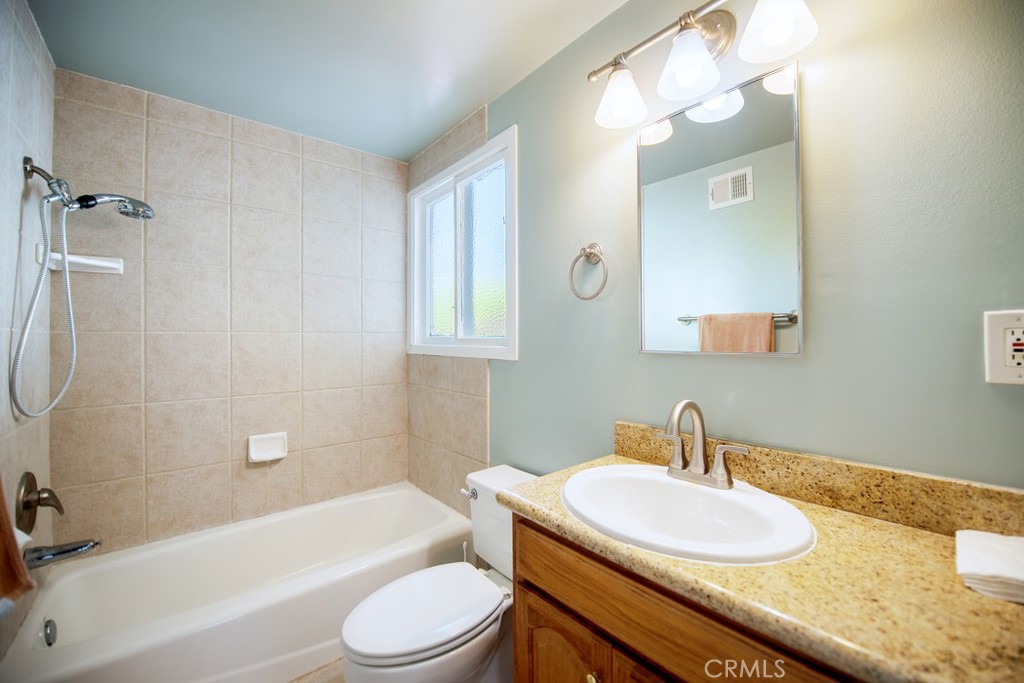 509 Longfellow Avenue