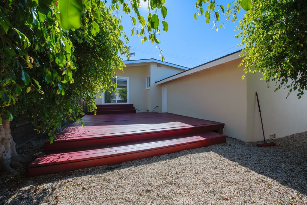 509 Longfellow Avenue