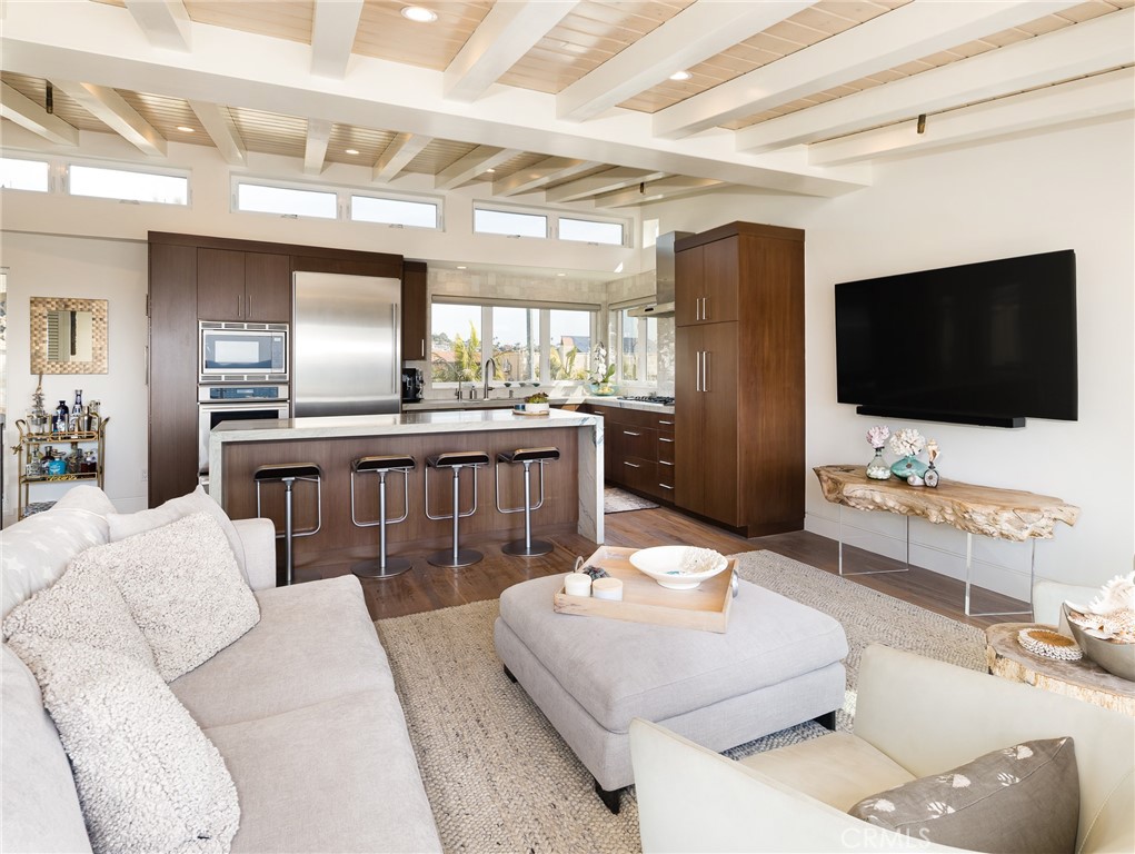 1819 Monterey Boulevard