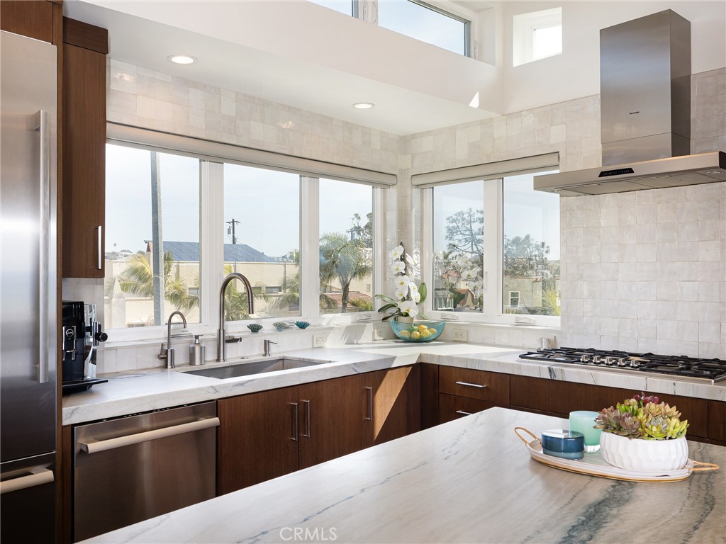 1819 Monterey Boulevard