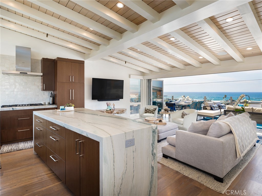 1819 Monterey Boulevard