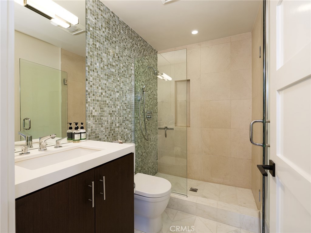 1819 Monterey Boulevard