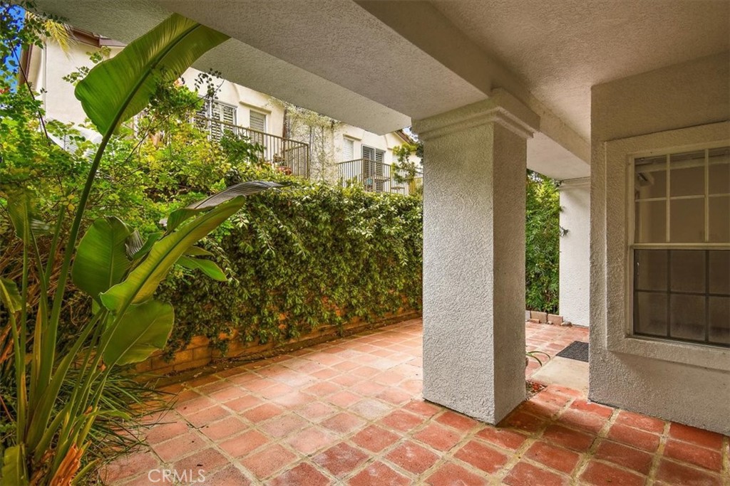 5457 Marine Avenue 2