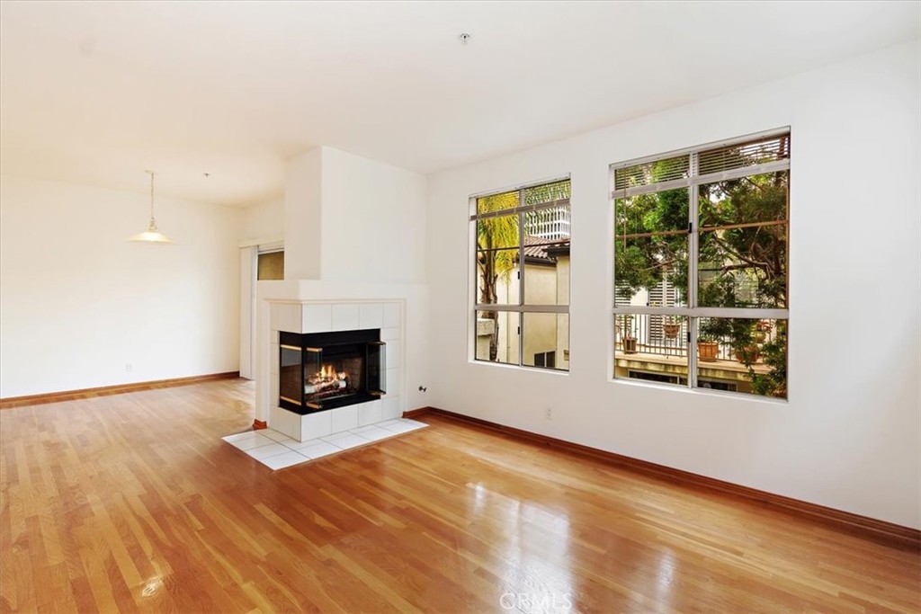 5457 Marine Avenue 2