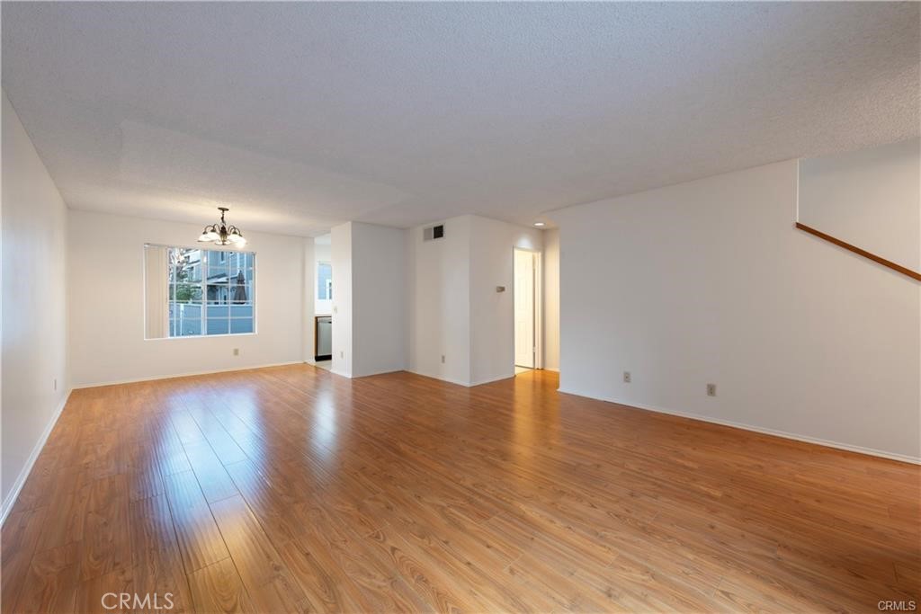 2800 Plaza Del Amo 46