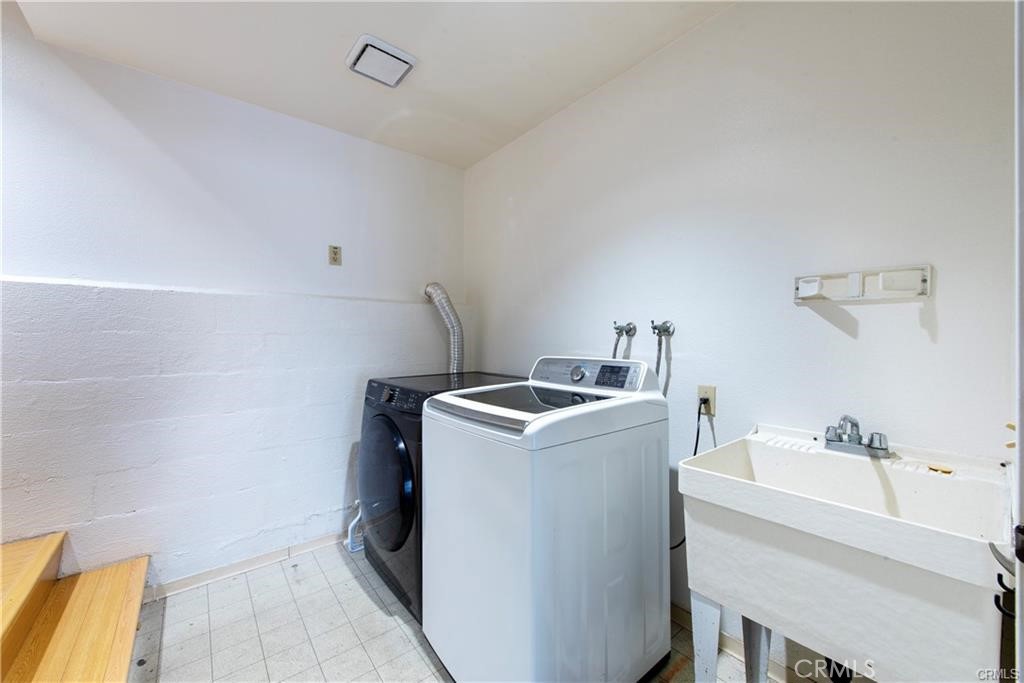 2800 Plaza Del Amo 46