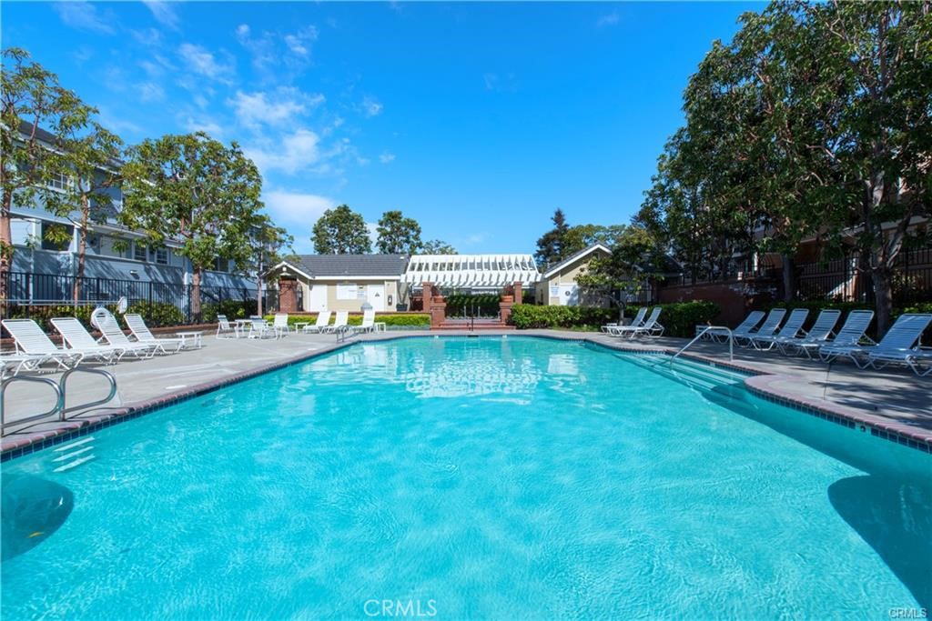 2800 Plaza Del Amo 46