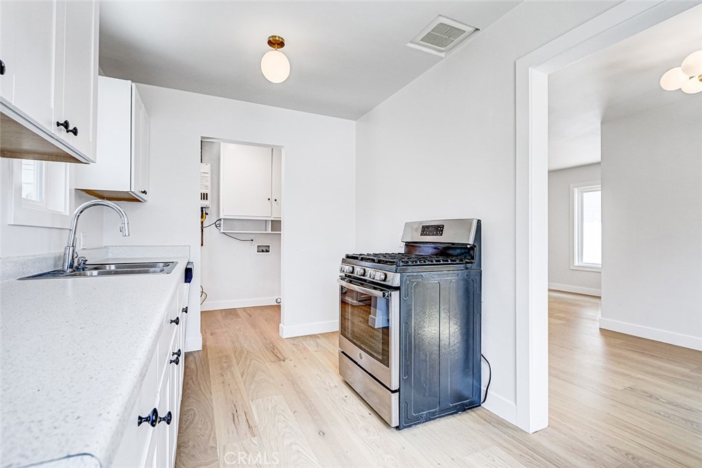 708 S Redondo Avenue