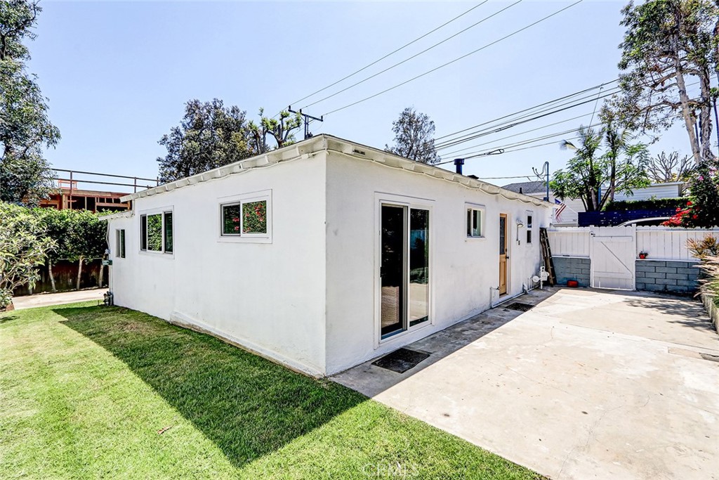 708 S Redondo Avenue