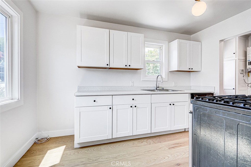 708 S Redondo Avenue