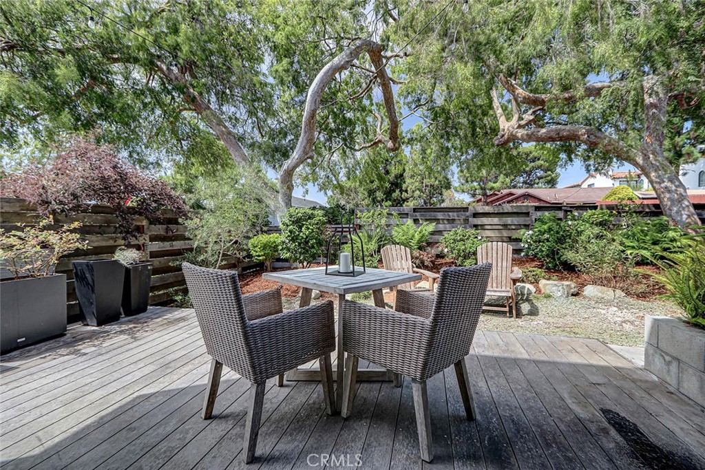 3208 Agnes Road