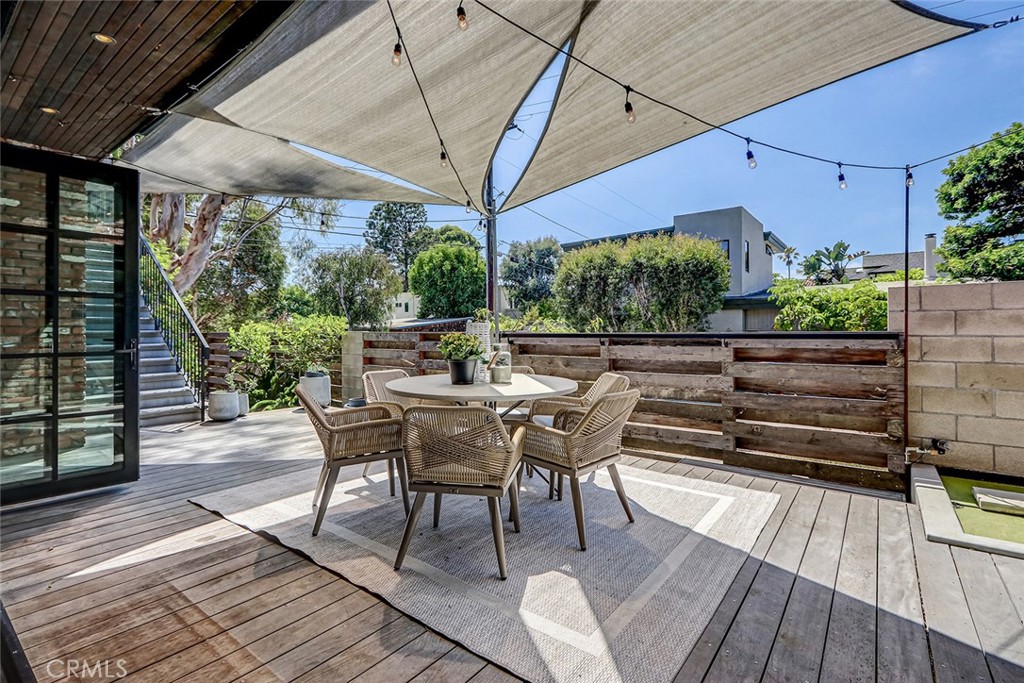 3208 Agnes Road