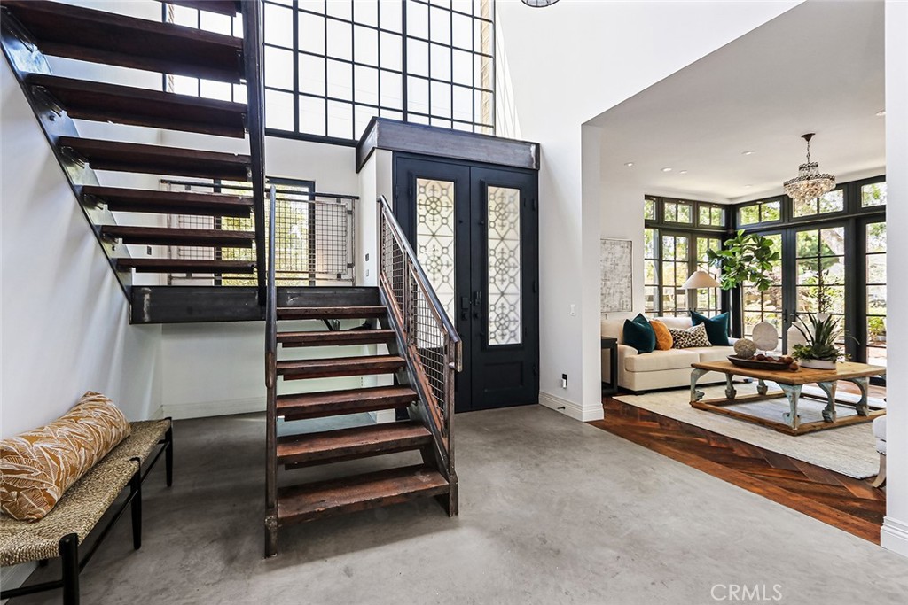 3208 Agnes Road