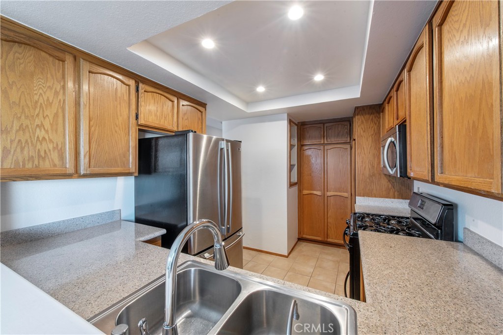 2527 Artesia 67