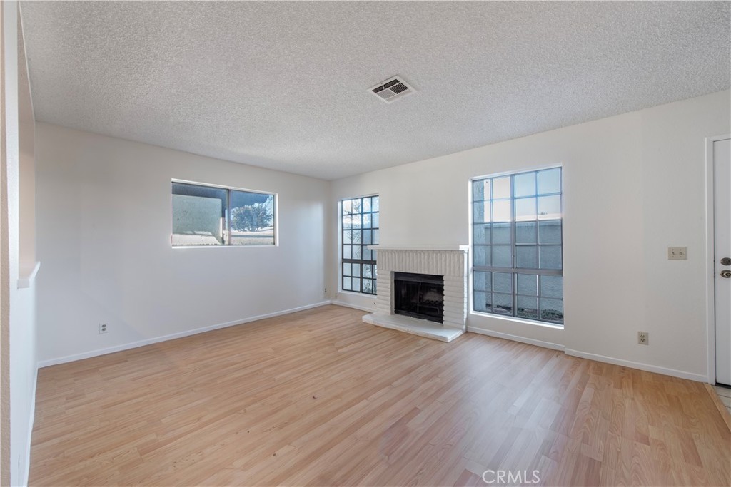 2527 Artesia 67