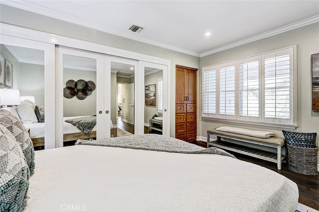 5352 Ironwood Street