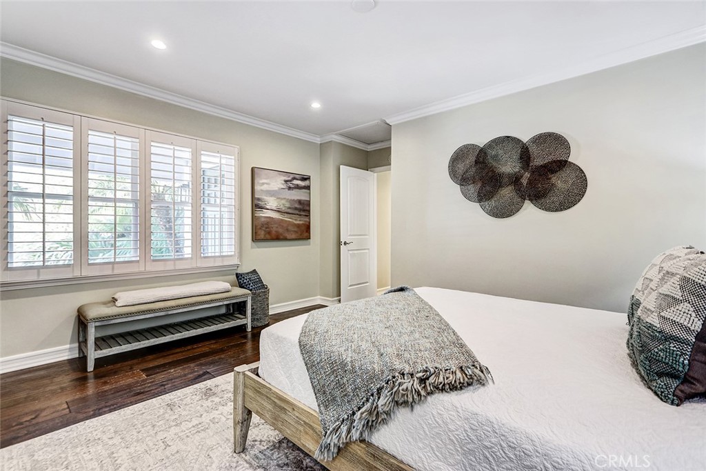 5352 Ironwood Street