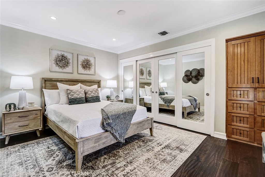 5352 Ironwood Street