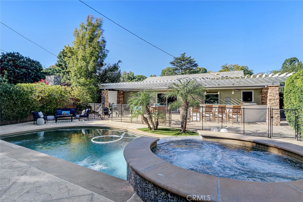 5352 Ironwood Street