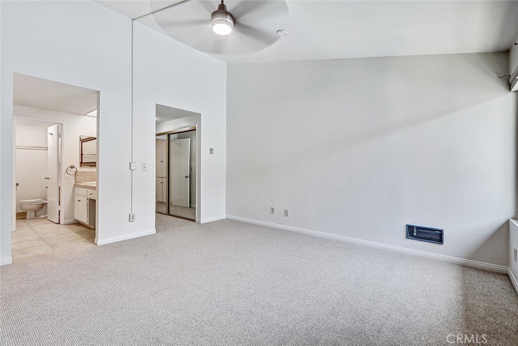 5650 Sumner Way 308