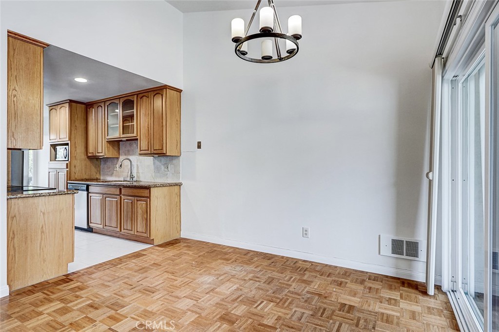 5650 Sumner Way 308