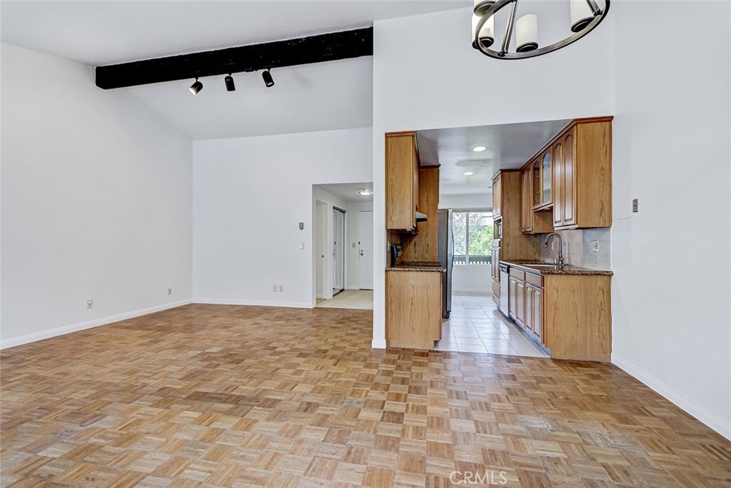 5650 Sumner Way 308