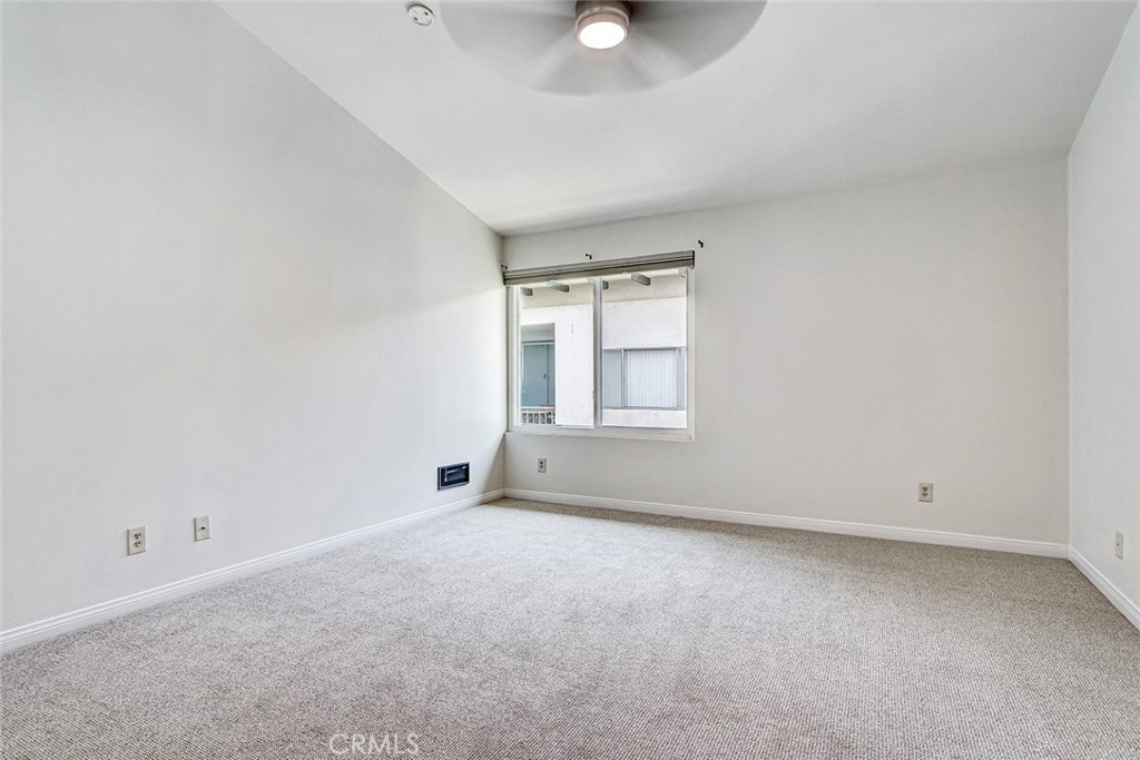 5650 Sumner Way 308