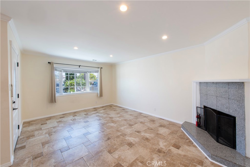3403 W 187th