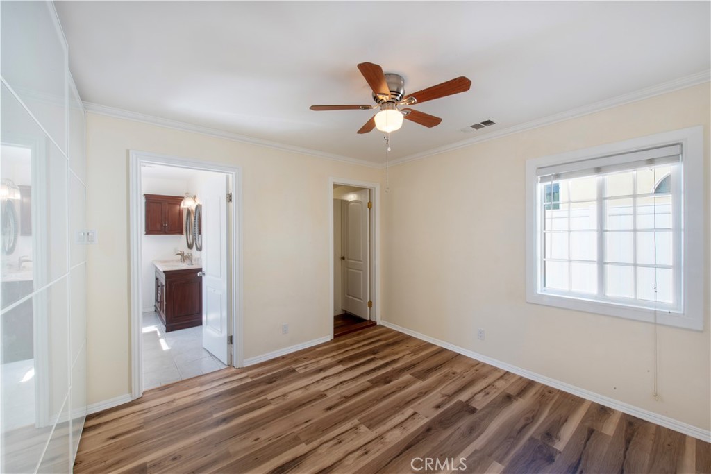 3403 W 187th