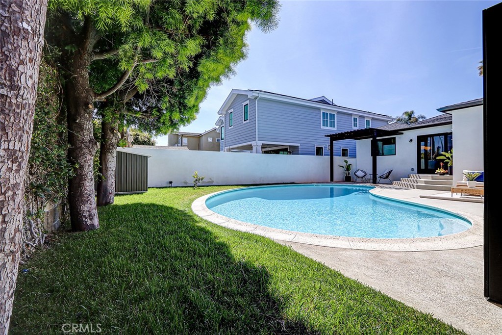 2100 Wendy Way