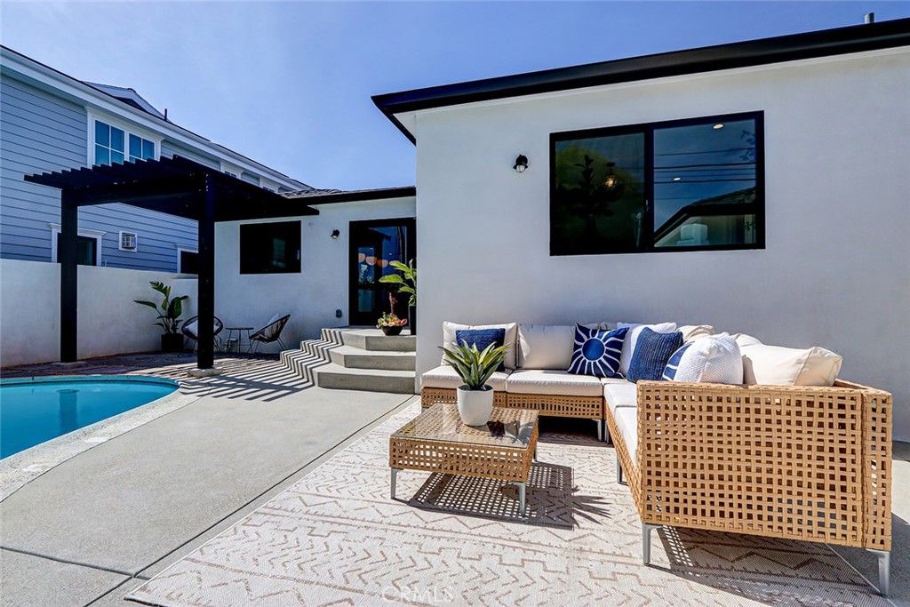 2100 Wendy Way