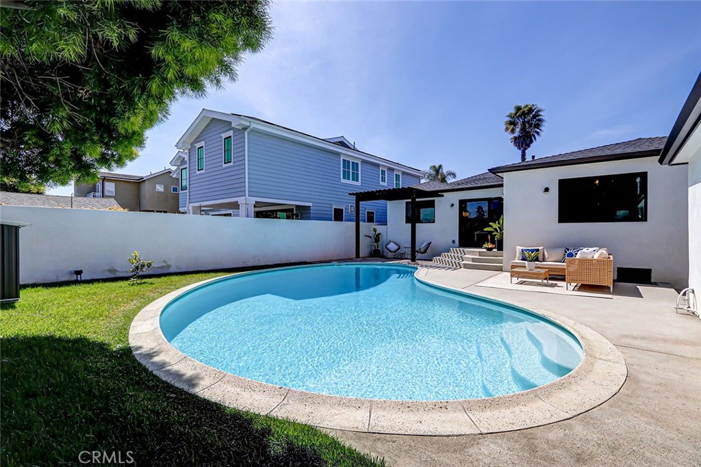 2100 Wendy Way
