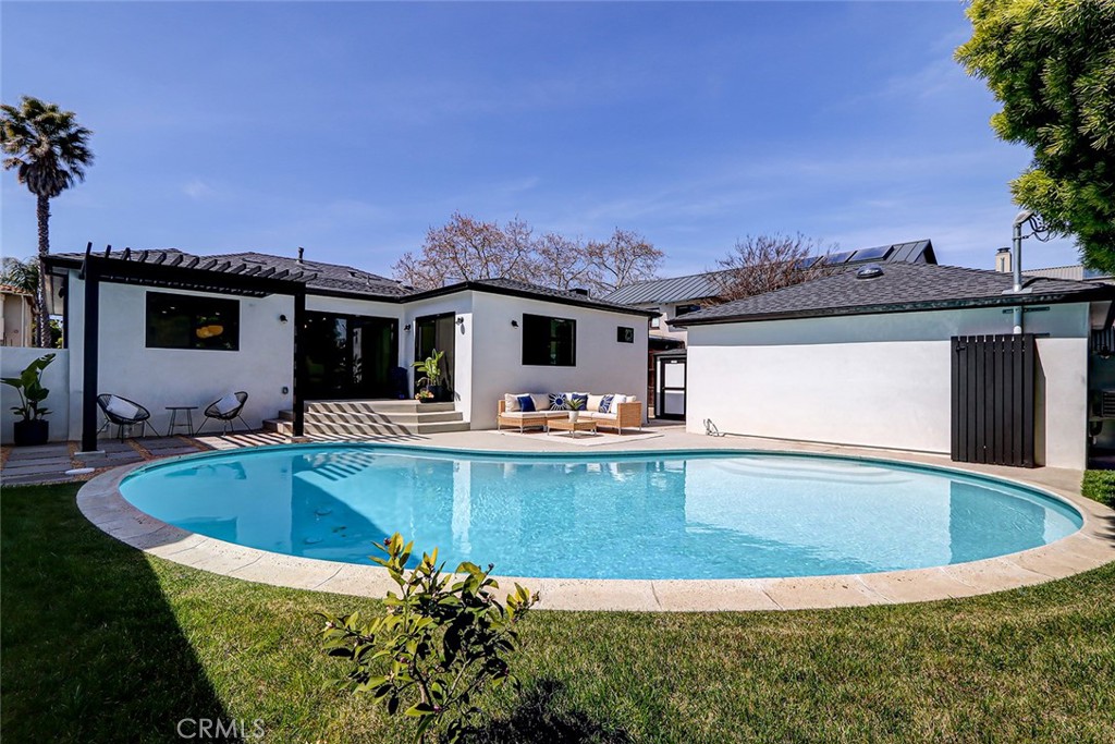 2100 Wendy Way