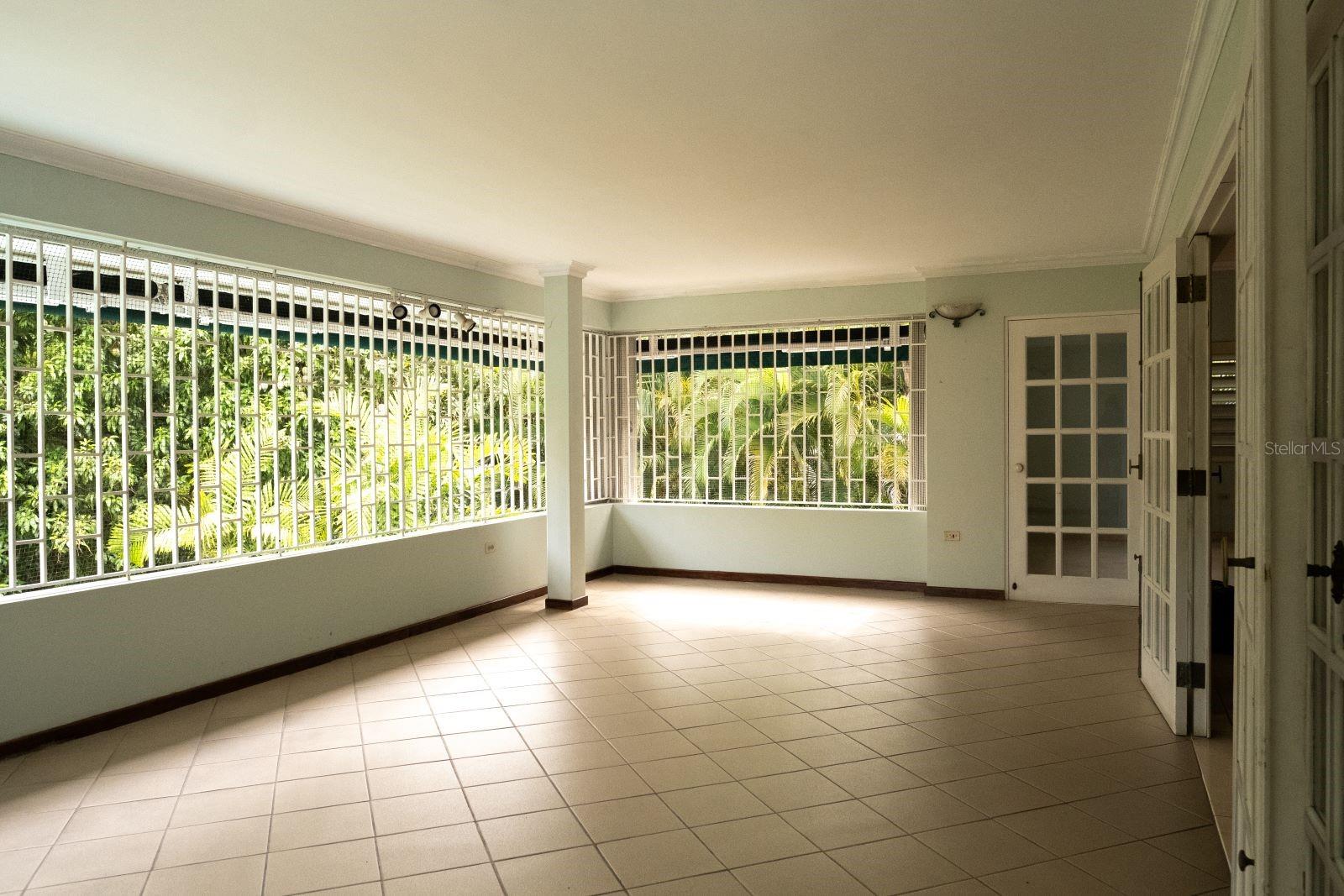 P-4 Garden Hills UNION ST.