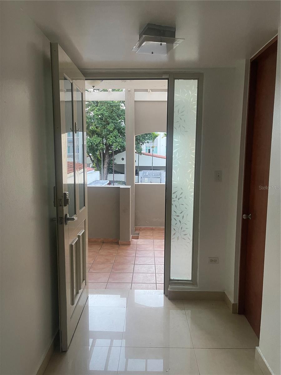 9VF8+4CQ 197 CARR 833 ST #H-2