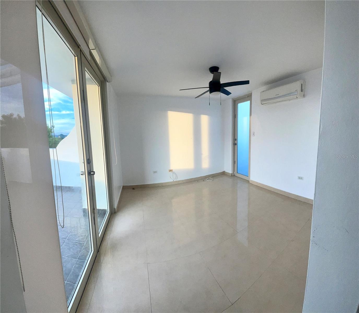 9VF8+4CQ 197 CARR 833 ST #H-2