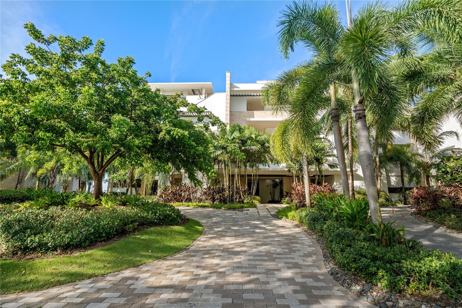 200 Dorado Beach Drive WEST BEACH, A RTIZ-CARLTON RESERVE RESIDENCE #3731