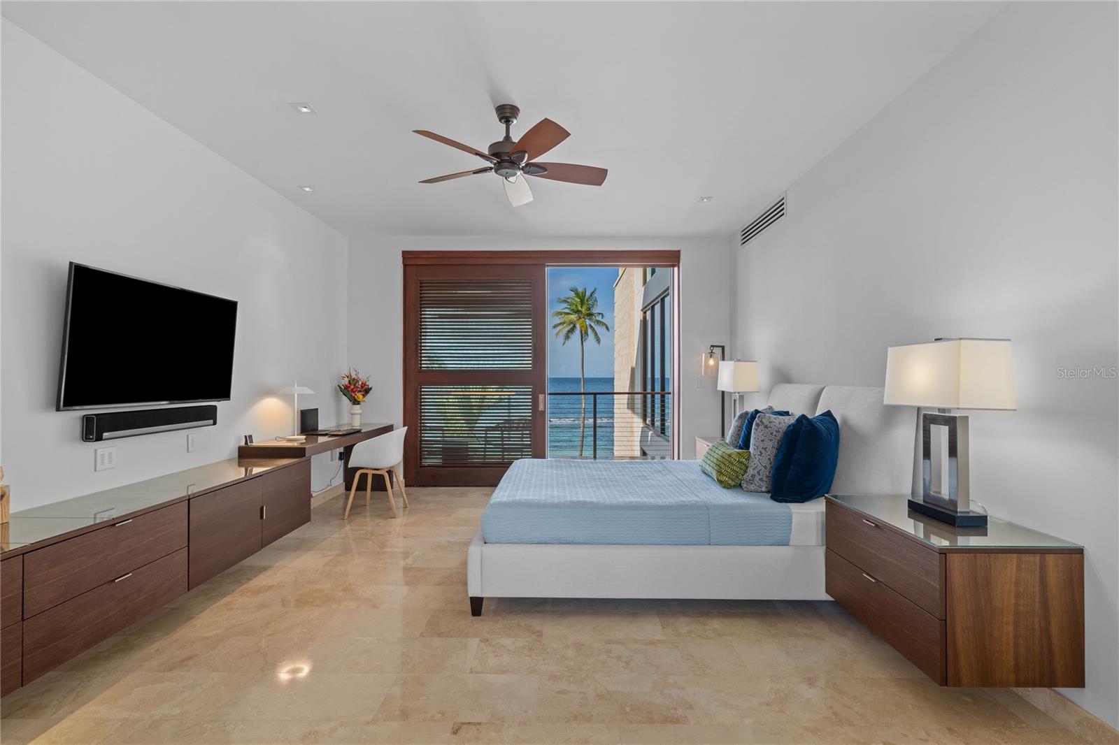 200 Dorado Beach Drive WEST BEACH, A RTIZ-CARLTON RESERVE RESIDENCE #3731