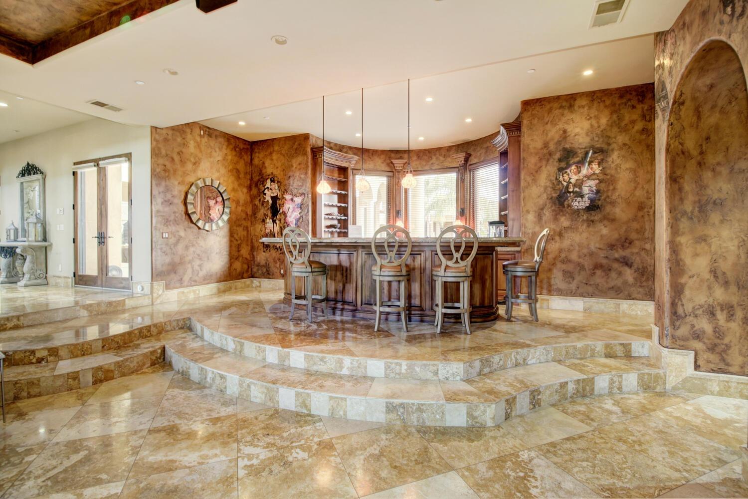 8815 Bella Terra Place