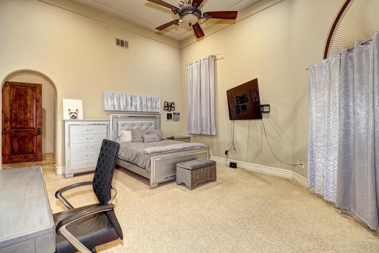 8815 Bella Terra Place