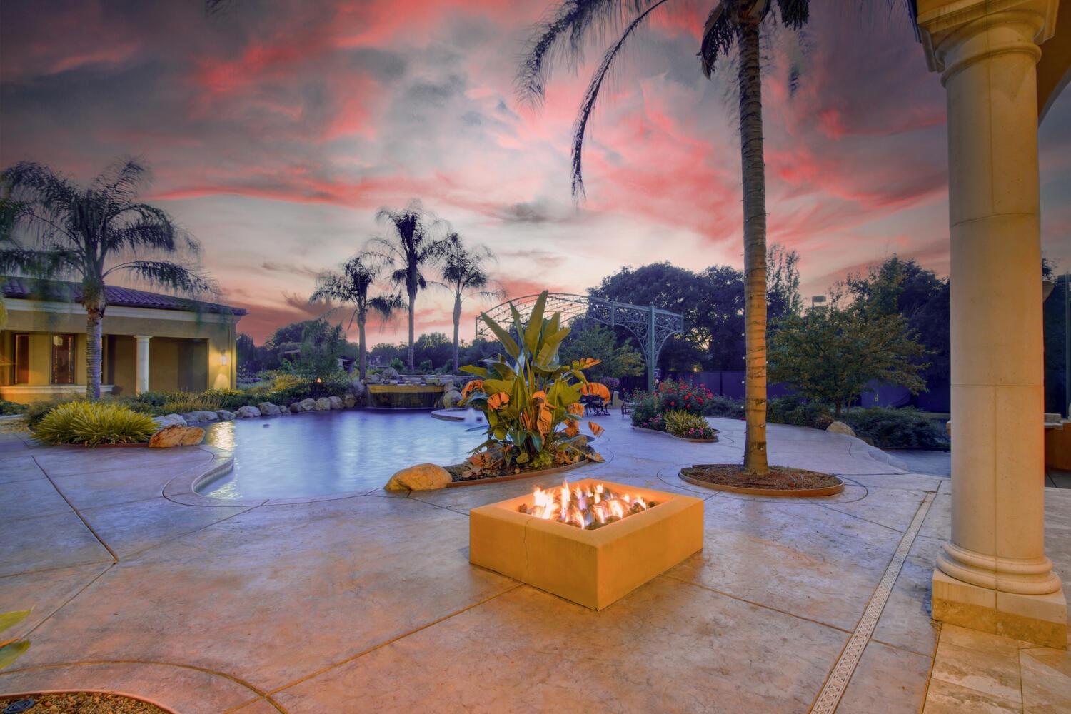 8815 Bella Terra Place