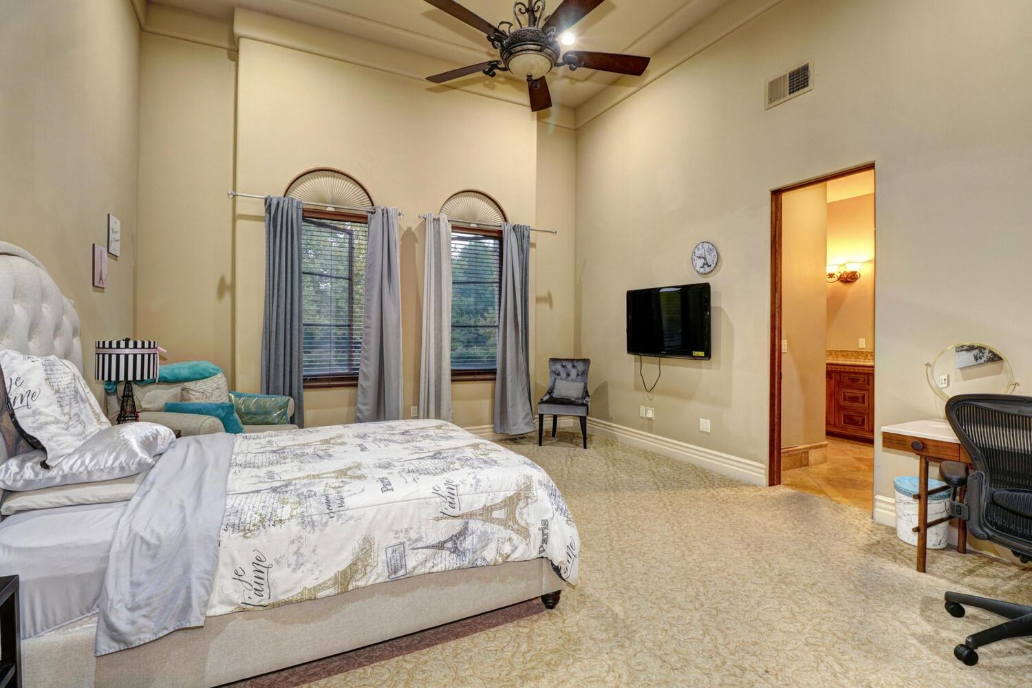 8815 Bella Terra Place