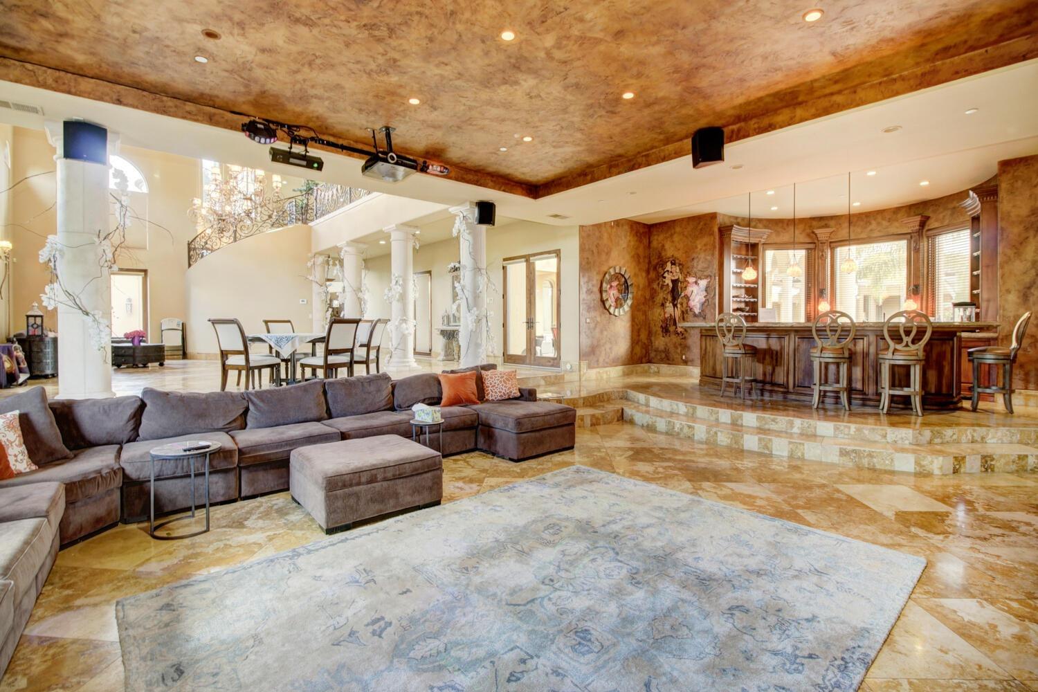 8815 Bella Terra Place