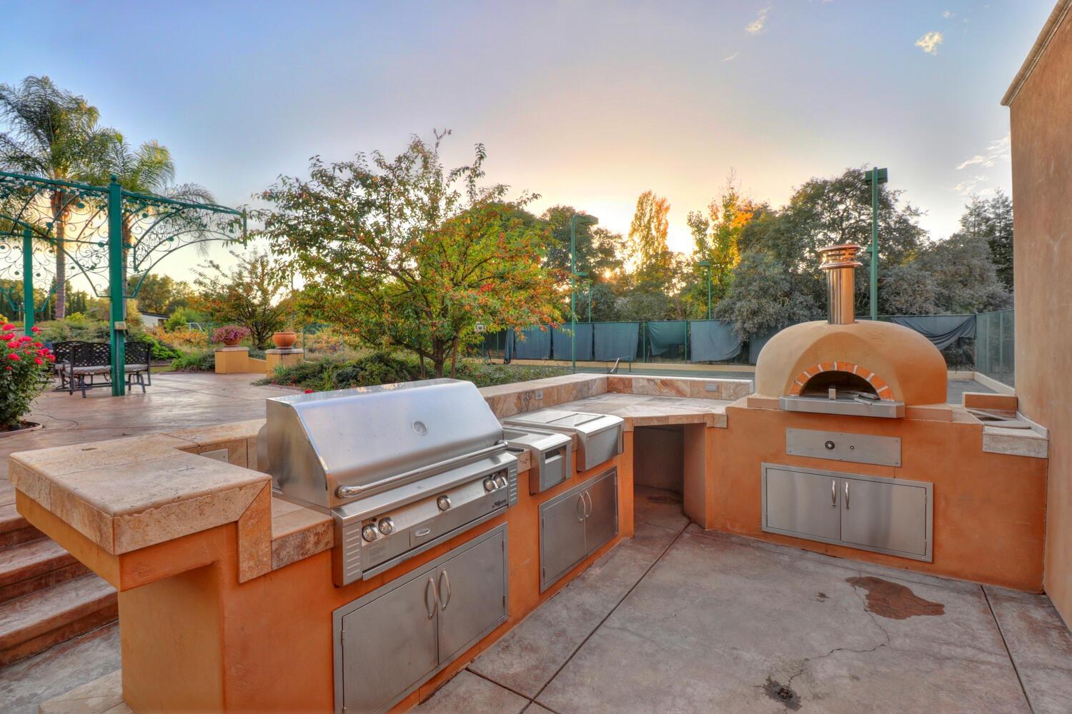 8815 Bella Terra Place