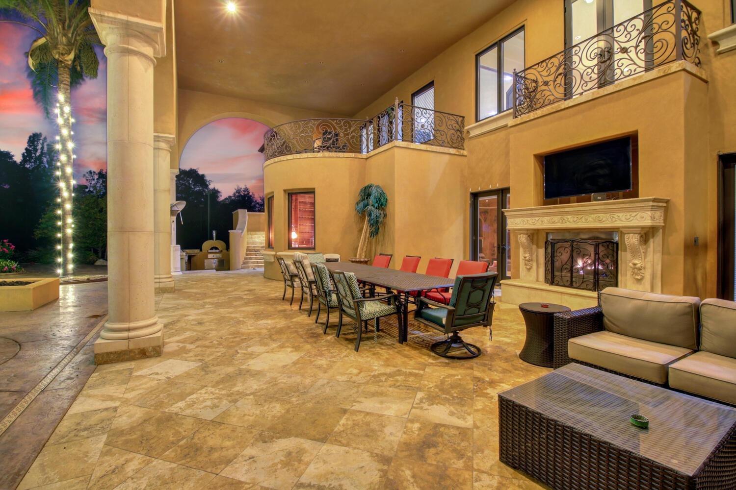 8815 Bella Terra Place