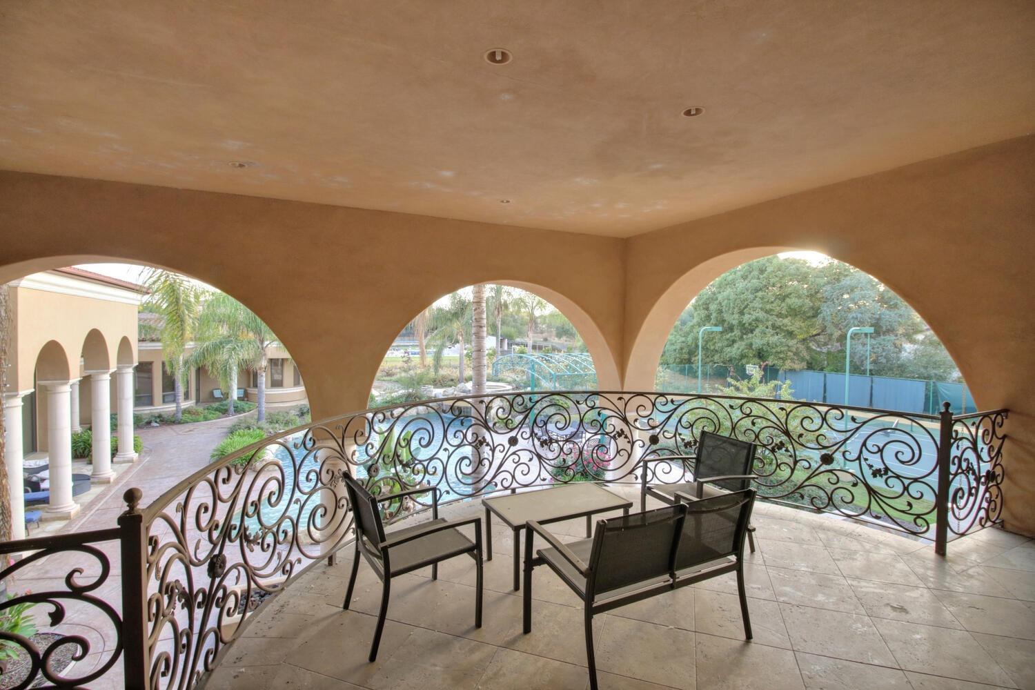 8815 Bella Terra Place