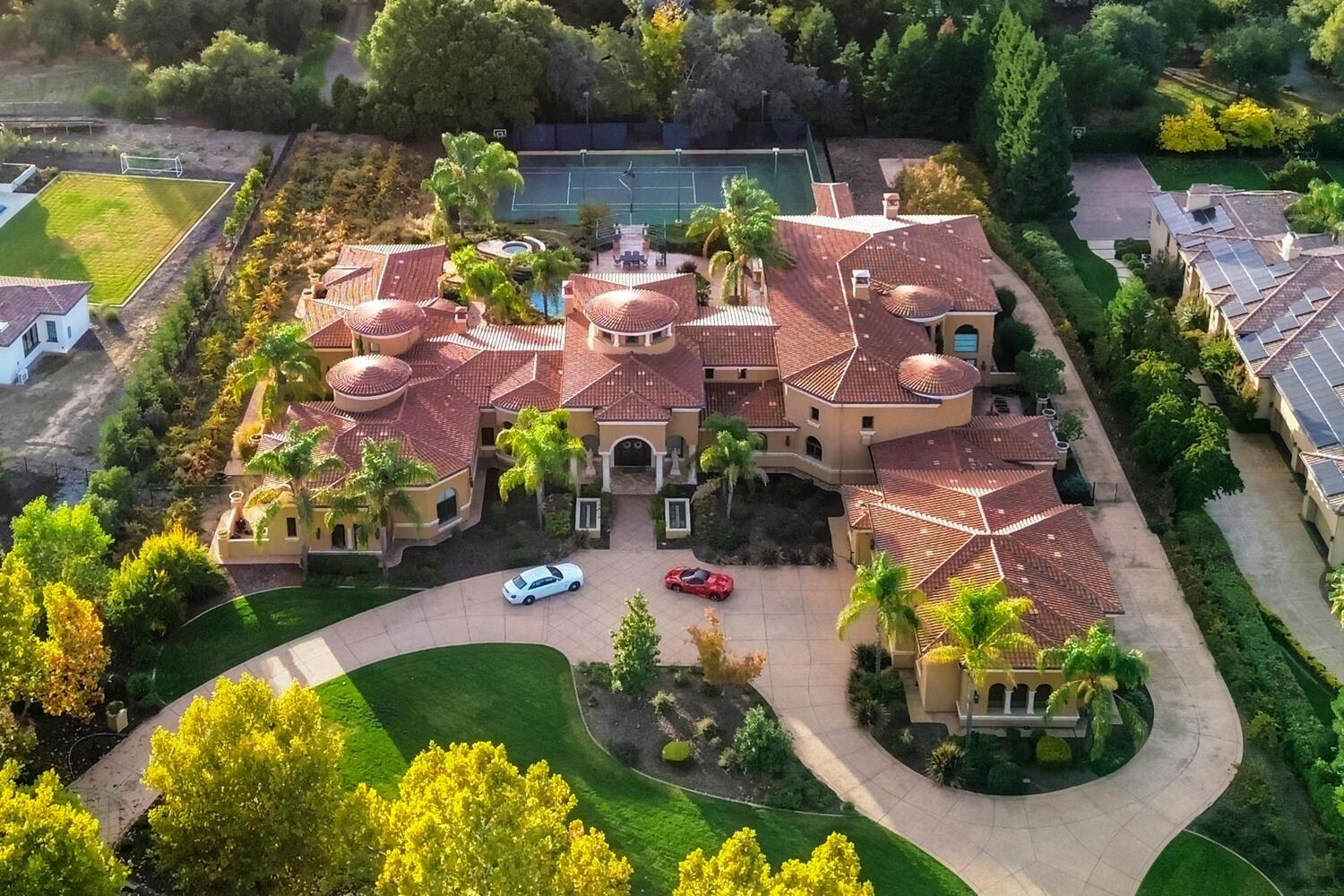 8815 Bella Terra Place