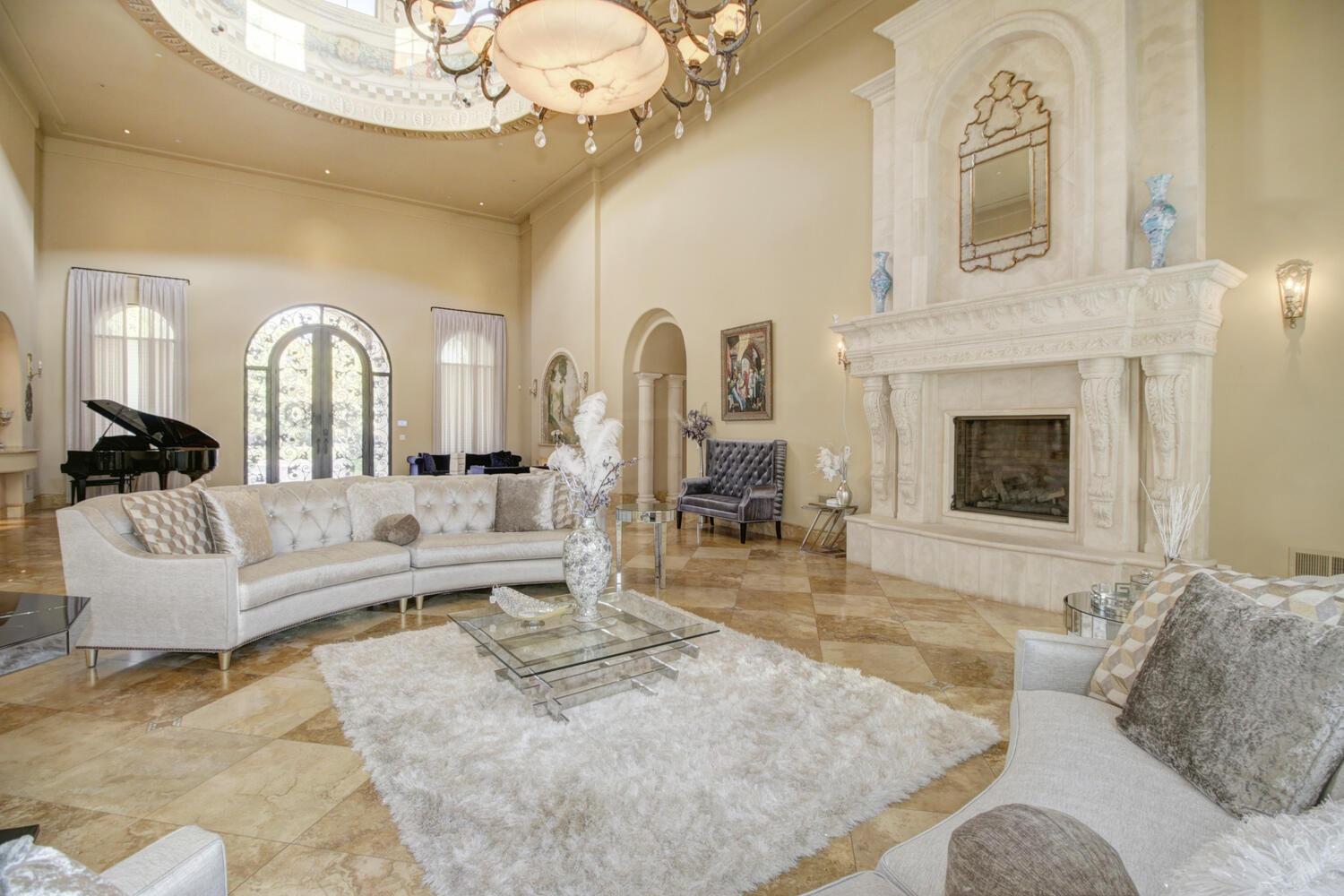 8815 Bella Terra Place